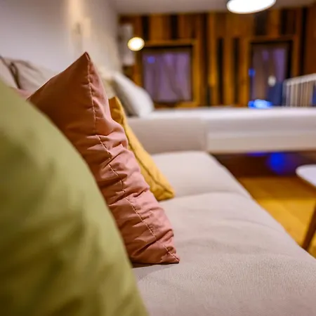 Starite Borove Lodge *