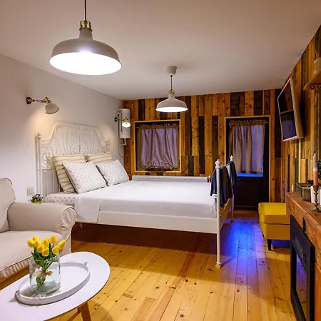 Lodge Starite Borove Sinagovtsi