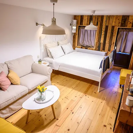 אכסניה Starite Borove *