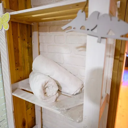 Starite Borove Lodge *