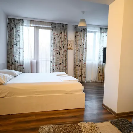 Starite Borove אכסניה *