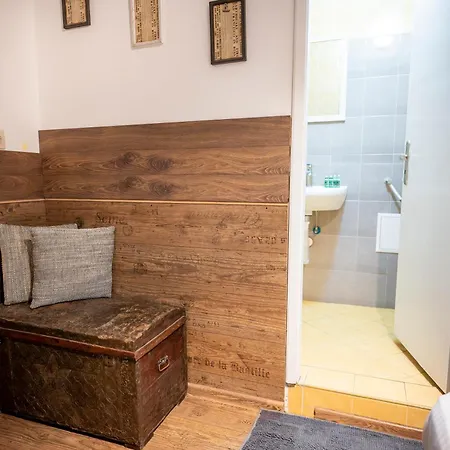 Starite Borove Jaktstuga