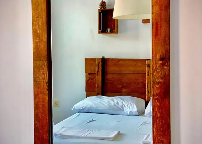 Starite Borove بيت خشبي Sinagovtsi