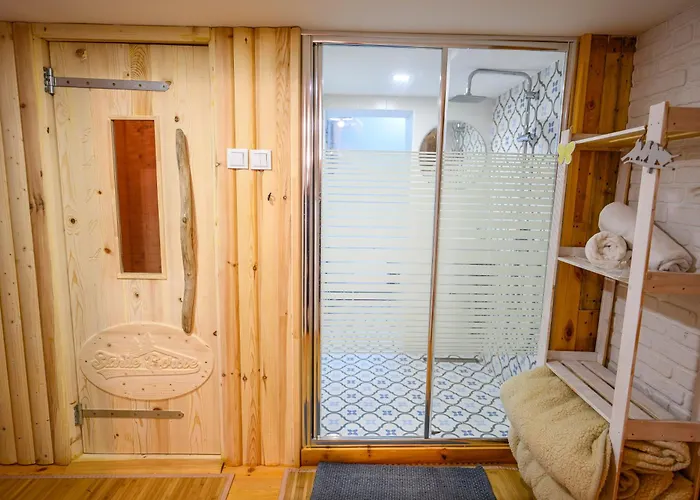 بيت خشبي Starite Borove *