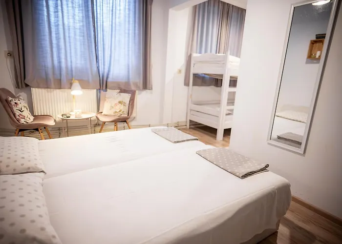 بيت خشبي Starite Borove