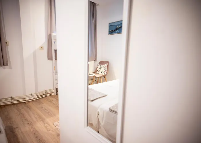 Starite Borove بيت خشبي *