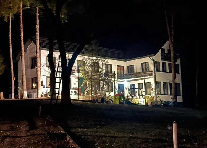 Starite Borove بيت خشبي Sinagovtsi